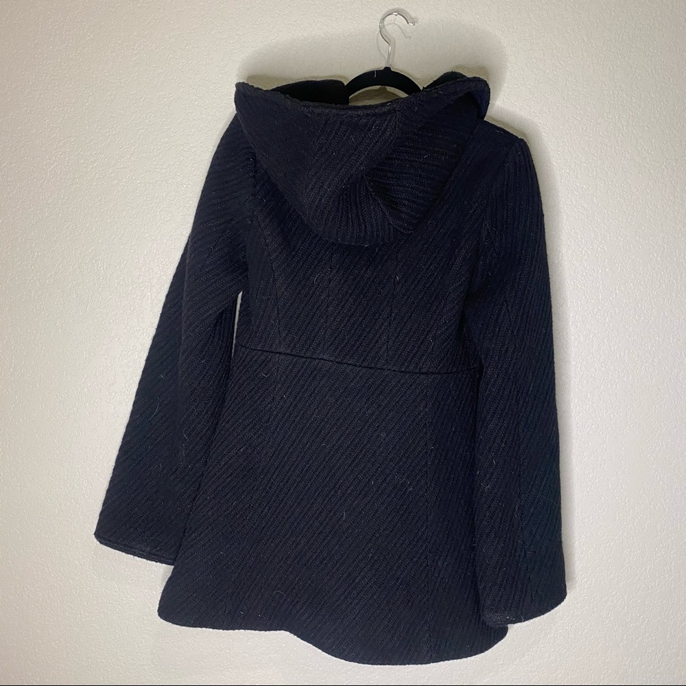 Guess Jacket - Picture 3 of 3
